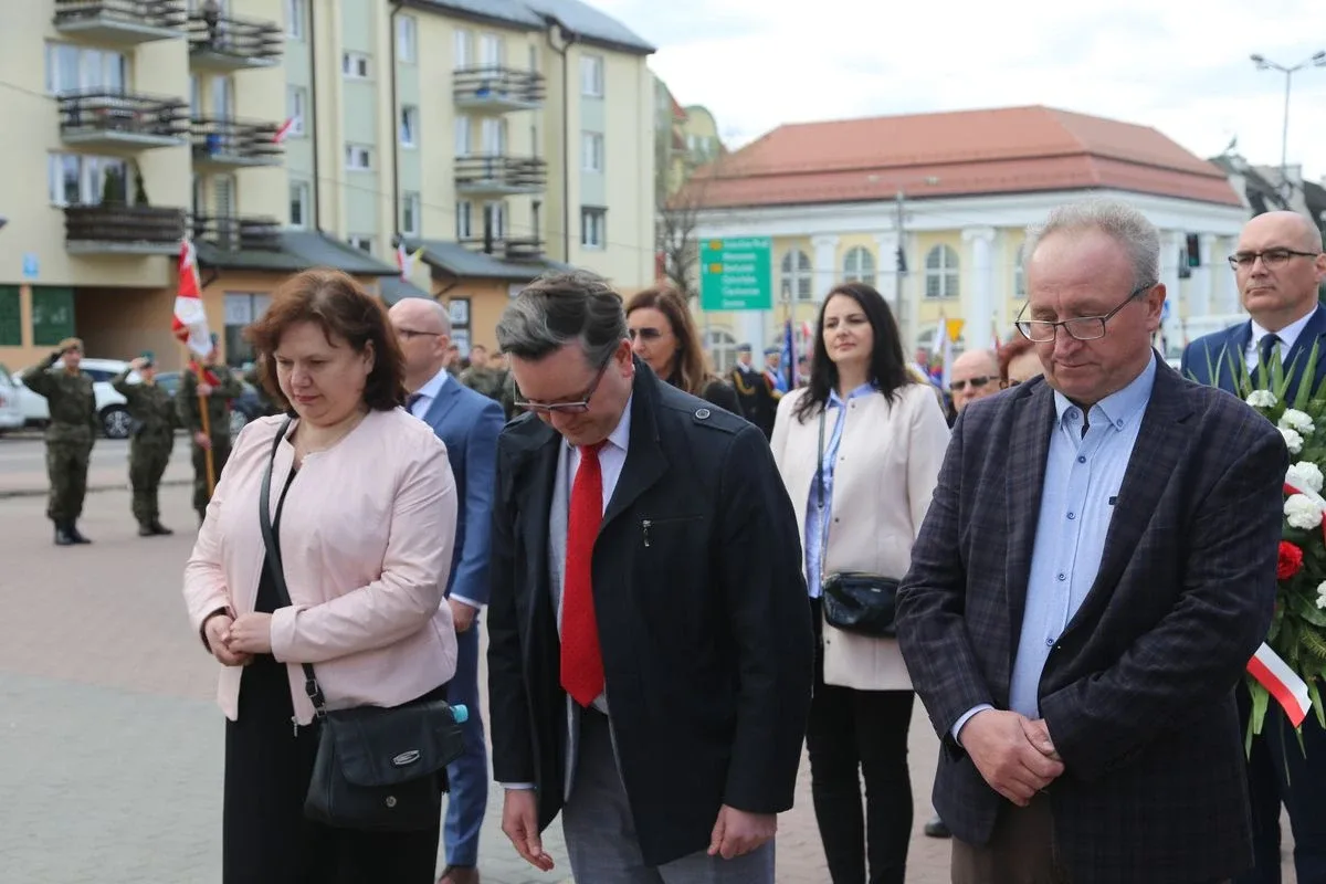 Miejskie obchody Święta Narodowego 3 Maja w Ostrowi Mazowieckiej (zdjęcia)
