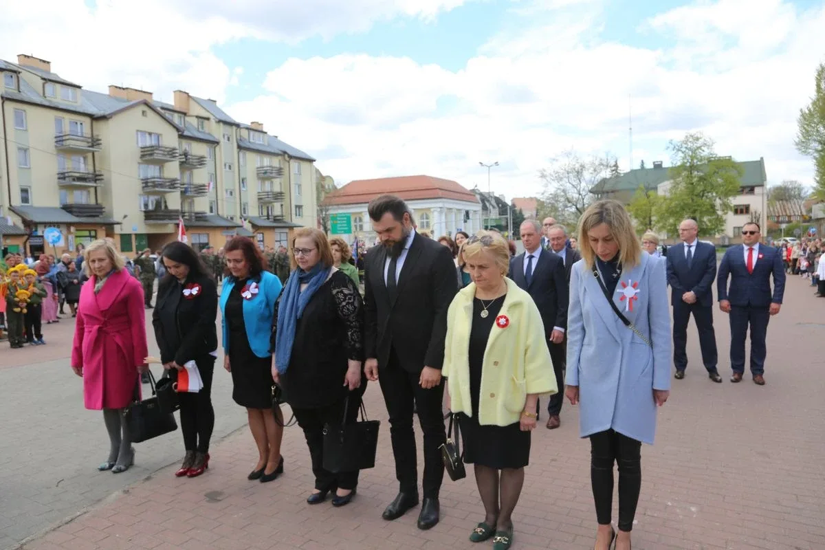 Miejskie obchody Święta Narodowego 3 Maja w Ostrowi Mazowieckiej (zdjęcia)