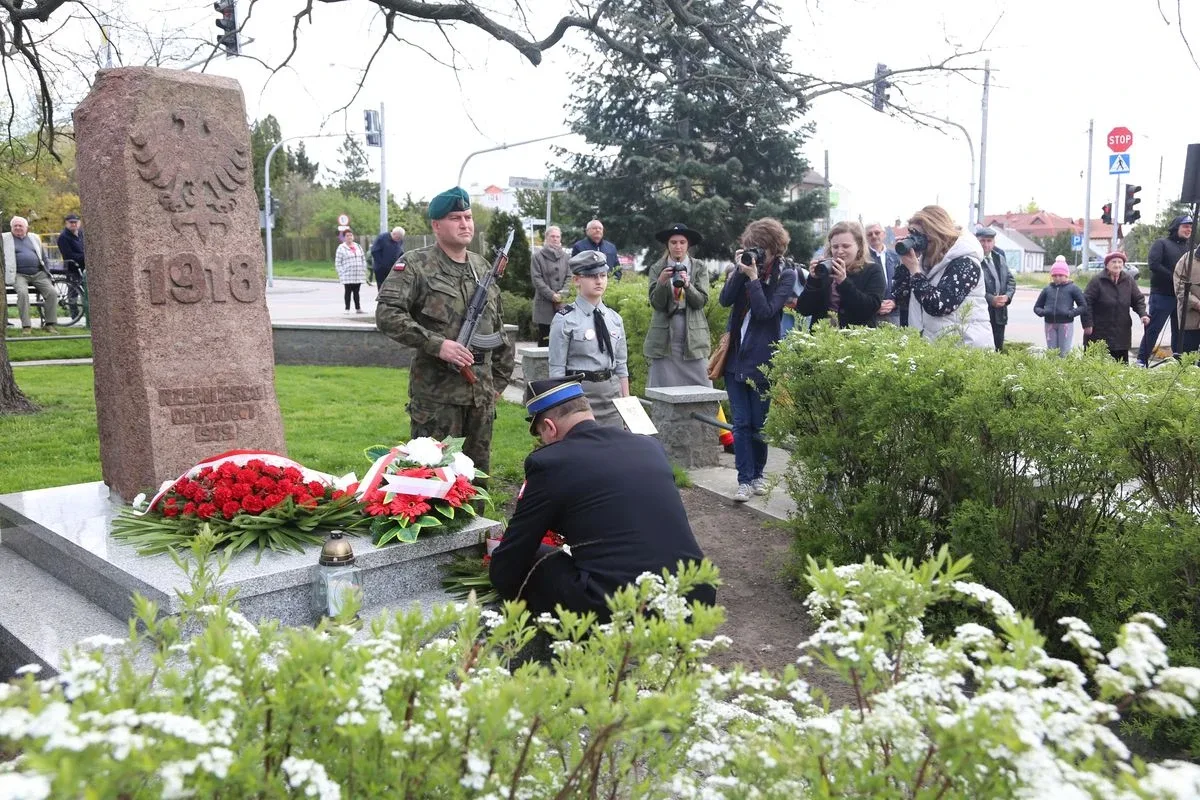 Miejskie obchody Święta Narodowego 3 Maja w Ostrowi Mazowieckiej (zdjęcia)