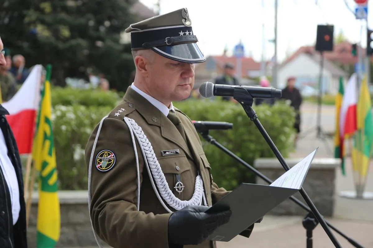 Miejskie obchody Święta Narodowego 3 Maja w Ostrowi Mazowieckiej (zdjęcia)