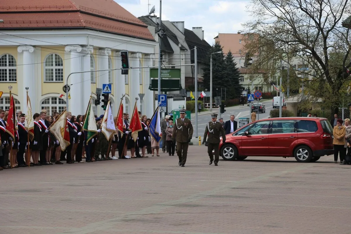 Miejskie obchody Święta Narodowego 3 Maja w Ostrowi Mazowieckiej (zdjęcia)