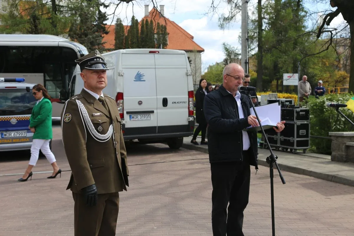 Miejskie obchody Święta Narodowego 3 Maja w Ostrowi Mazowieckiej (zdjęcia)