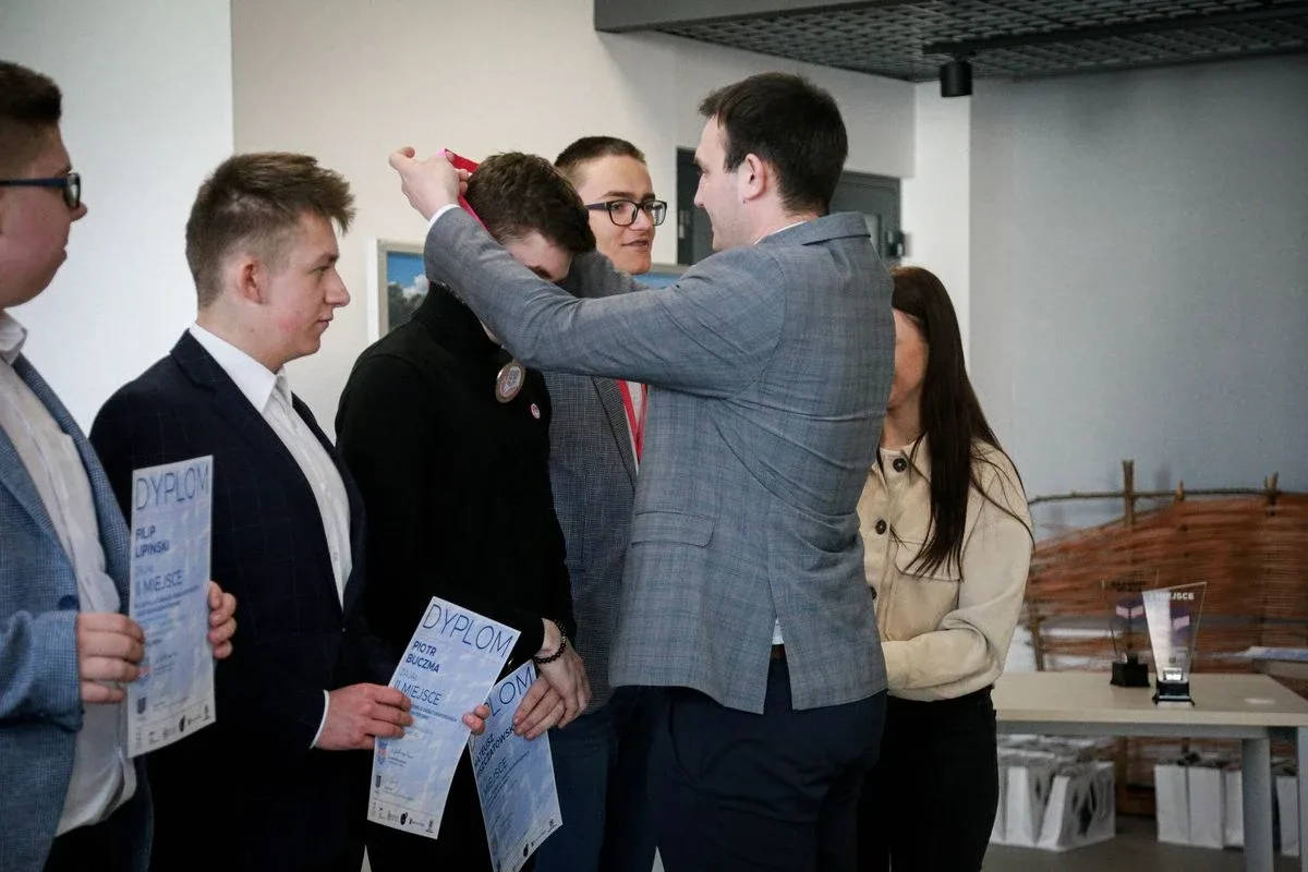 Finał Turnieju Debat Oksfordzkich "Odzyskani Bohaterowie" w Starej Elektrownicy (zdjęcia)