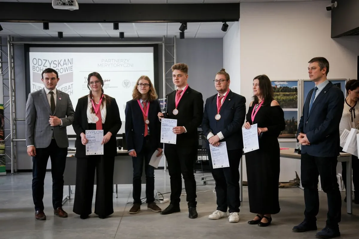 Finał Turnieju Debat Oksfordzkich "Odzyskani Bohaterowie" w Starej Elektrownicy (zdjęcia)