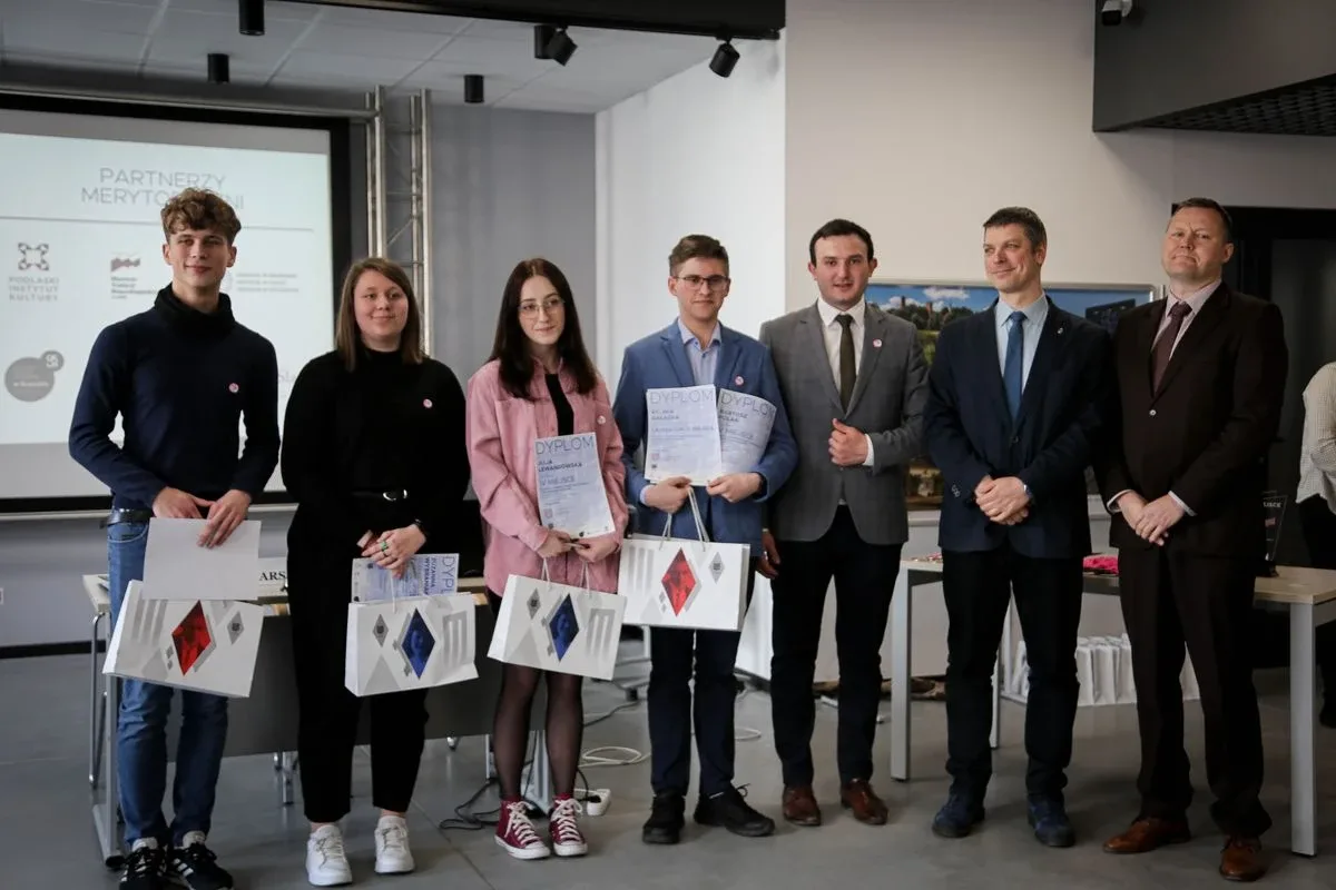 Finał Turnieju Debat Oksfordzkich "Odzyskani Bohaterowie" w Starej Elektrownicy (zdjęcia)