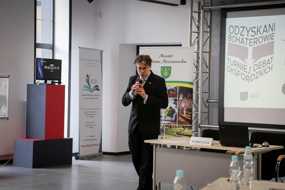 Finał Turnieju Debat Oksfordzkich "Odzyskani Bohaterowie" w Starej Elektrownicy (zdjęcia)
