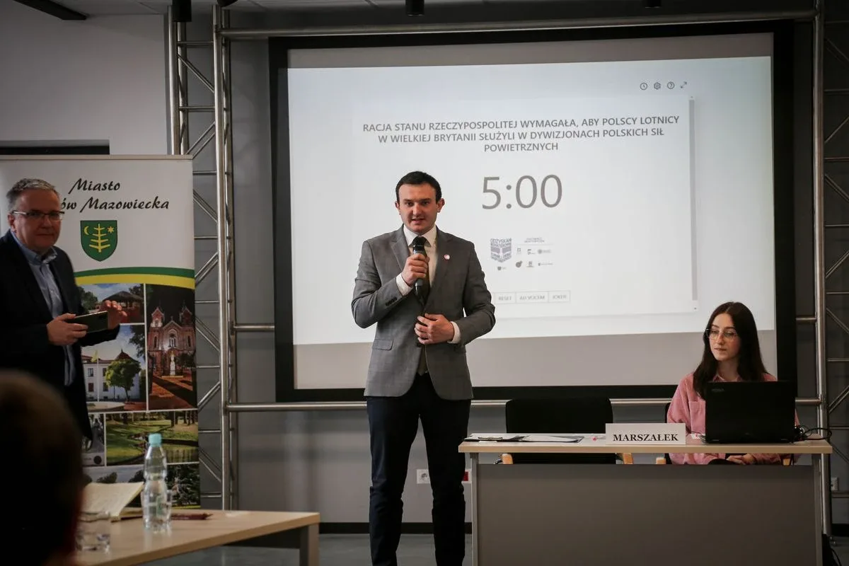 Finał Turnieju Debat Oksfordzkich "Odzyskani Bohaterowie" w Starej Elektrownicy (zdjęcia)