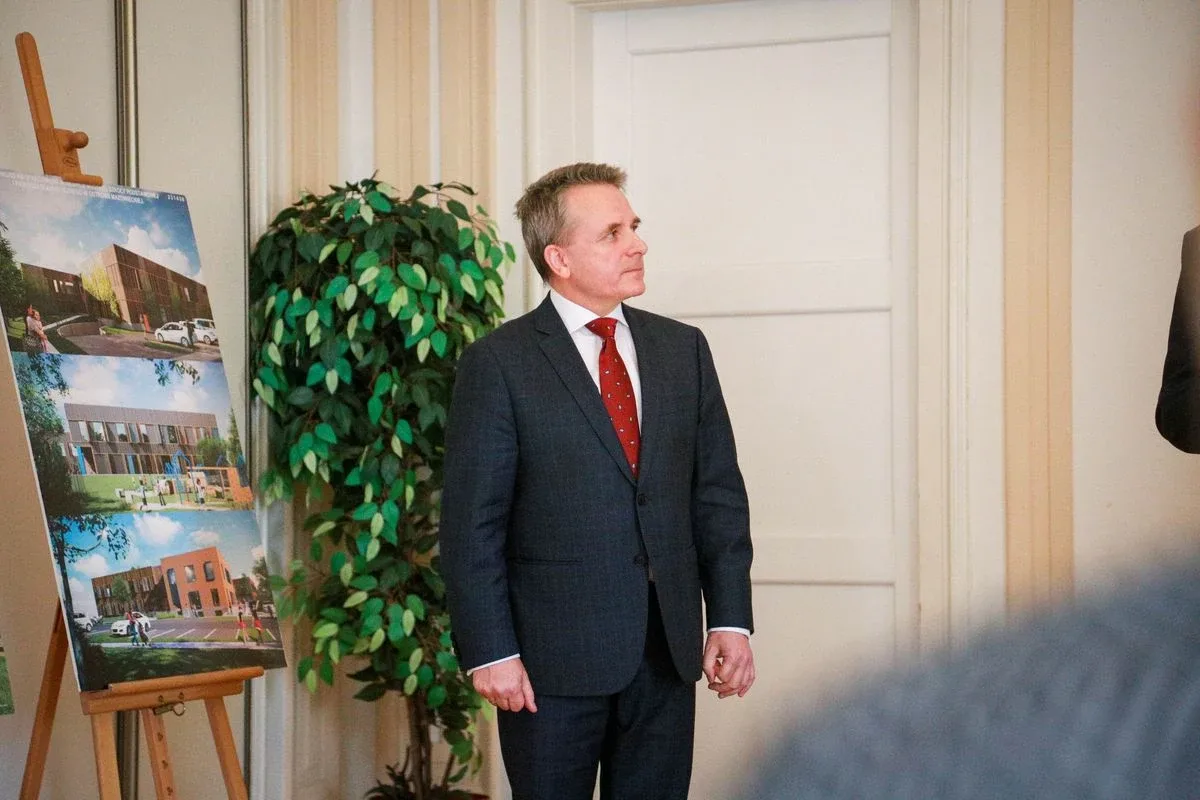 Wkrótce rozpocznie się budowa szkoły i przedszkola przy ulicy Partyzantów. Podpisano umowę z wykonawcą! (zdjęcia)