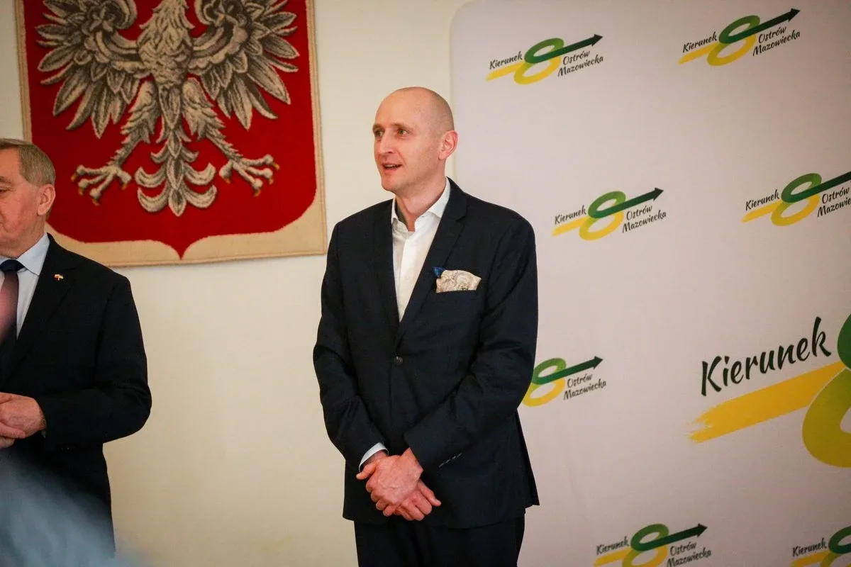 Wkrótce rozpocznie się budowa szkoły i przedszkola przy ulicy Partyzantów. Podpisano umowę z wykonawcą! (zdjęcia)
