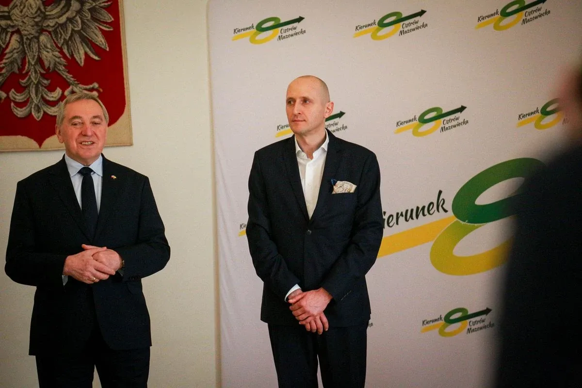 Wkrótce rozpocznie się budowa szkoły i przedszkola przy ulicy Partyzantów. Podpisano umowę z wykonawcą! (zdjęcia)