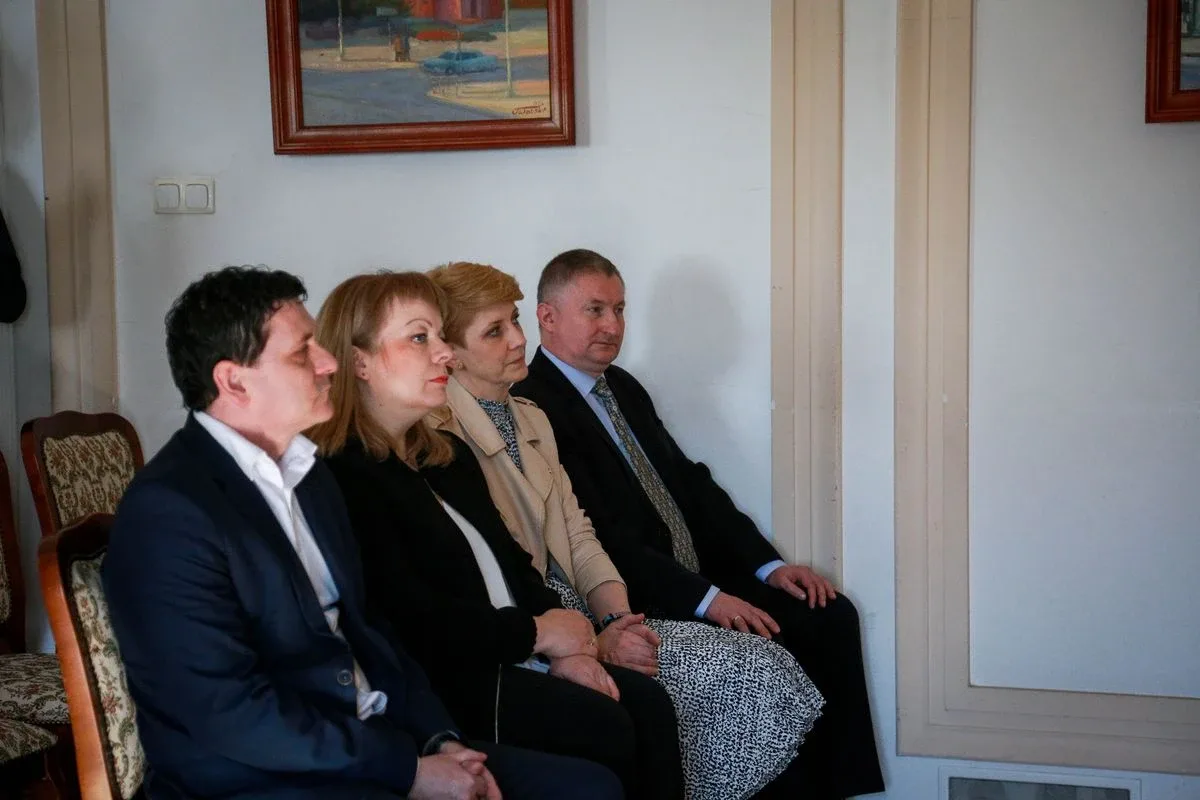 Wkrótce rozpocznie się budowa szkoły i przedszkola przy ulicy Partyzantów. Podpisano umowę z wykonawcą! (zdjęcia)