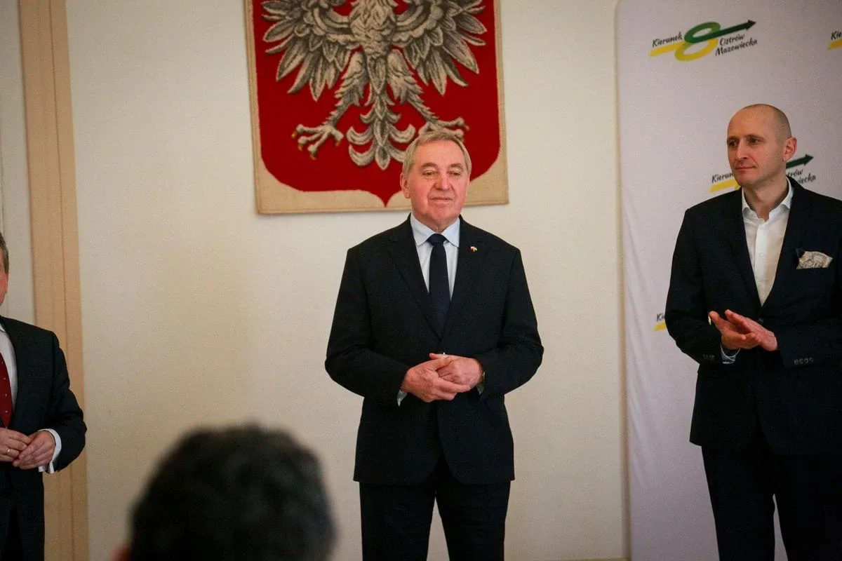 Wkrótce rozpocznie się budowa szkoły i przedszkola przy ulicy Partyzantów. Podpisano umowę z wykonawcą! (zdjęcia)