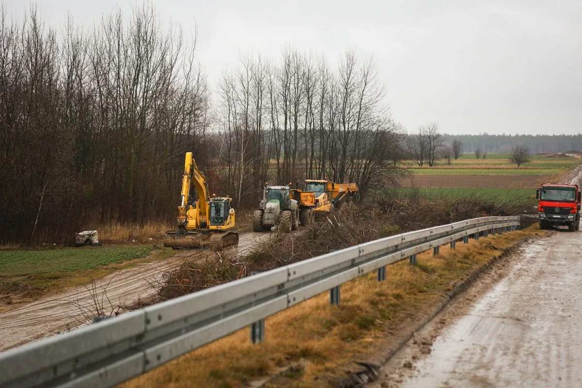 Trwają prace nad budową odcinka S61 Podborze - Śniadowo (zdjęcia)