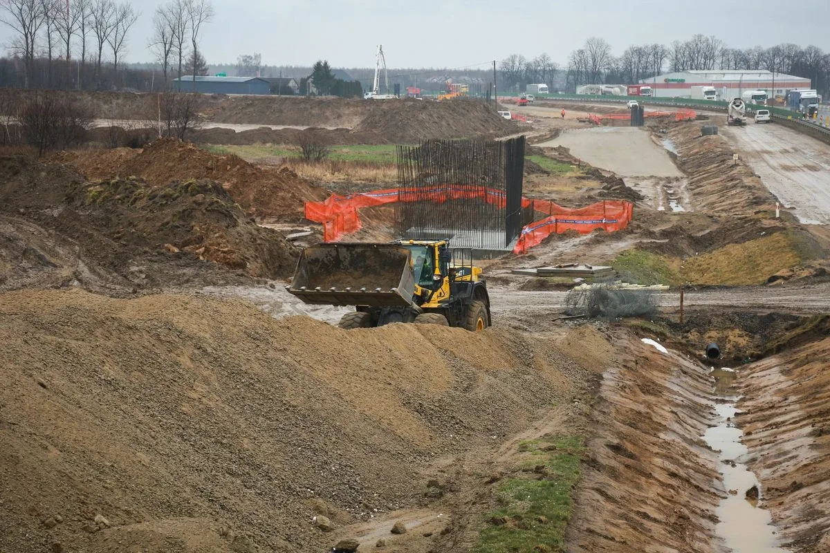 Trwają prace nad budową odcinka S61 Podborze - Śniadowo (zdjęcia)