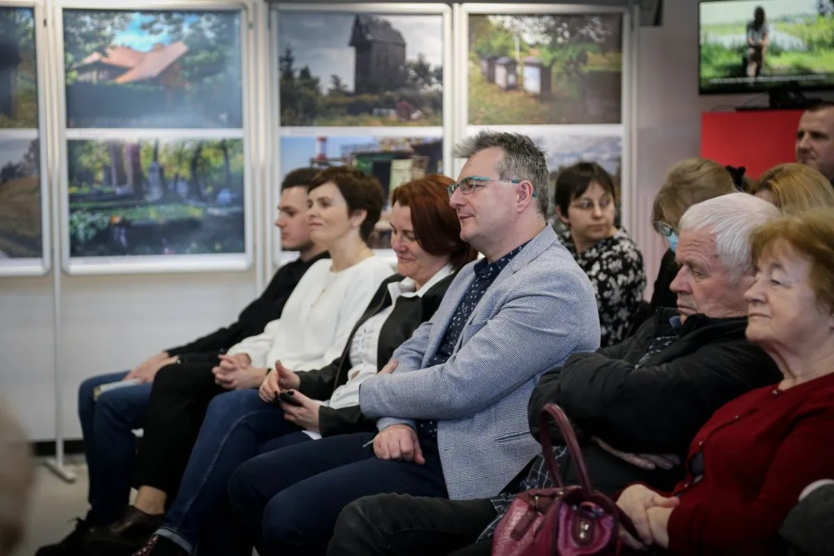 Wręczeniu nagród laureatom III Ostrowskiego Dyktanda towarzyszyło spotkanie z Michałem Rusinkiem (zdjęcia)