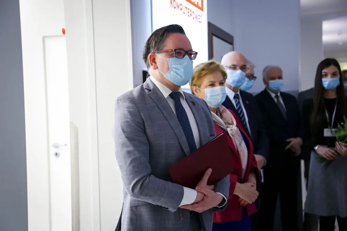 Nowy tomograf komputerowy w Szpitalu w Ostrowi Mazowieckiej (zdjęcia)