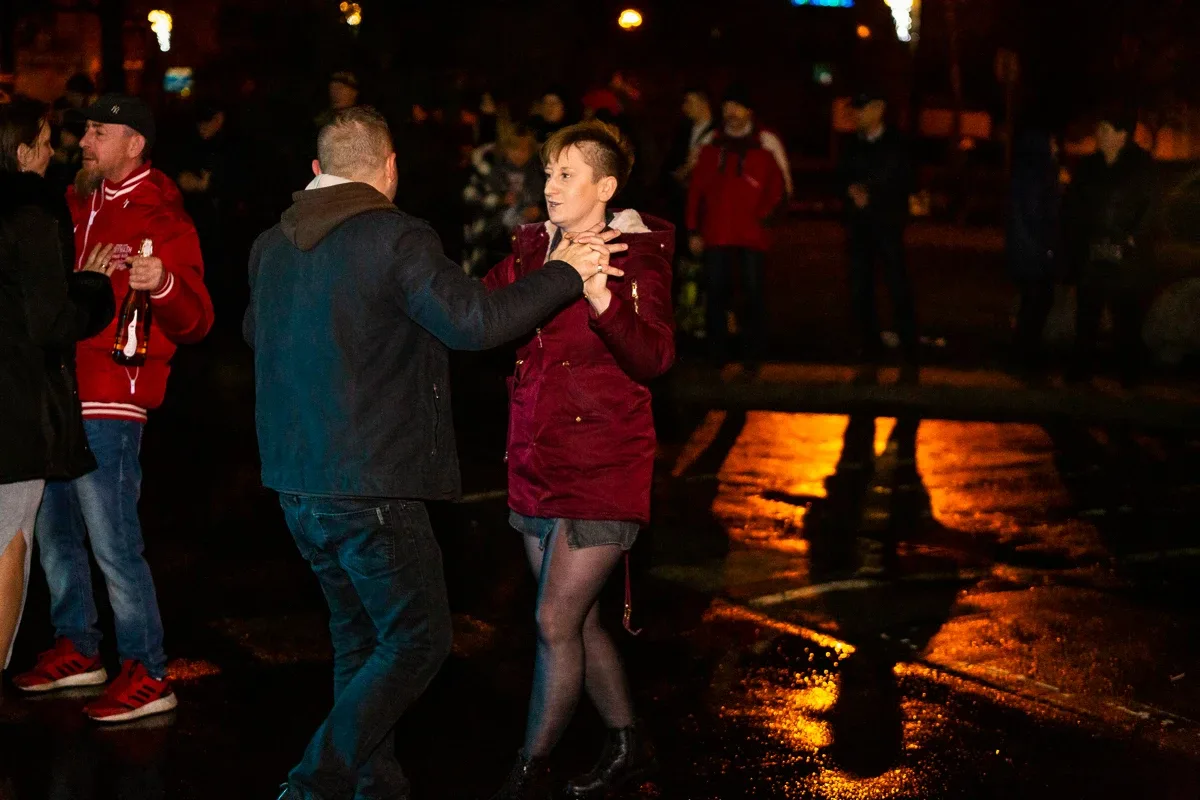 Mieszkańcy Ostrowi Mazowieckiej przywitali Nowy Rok (zdjęcia)