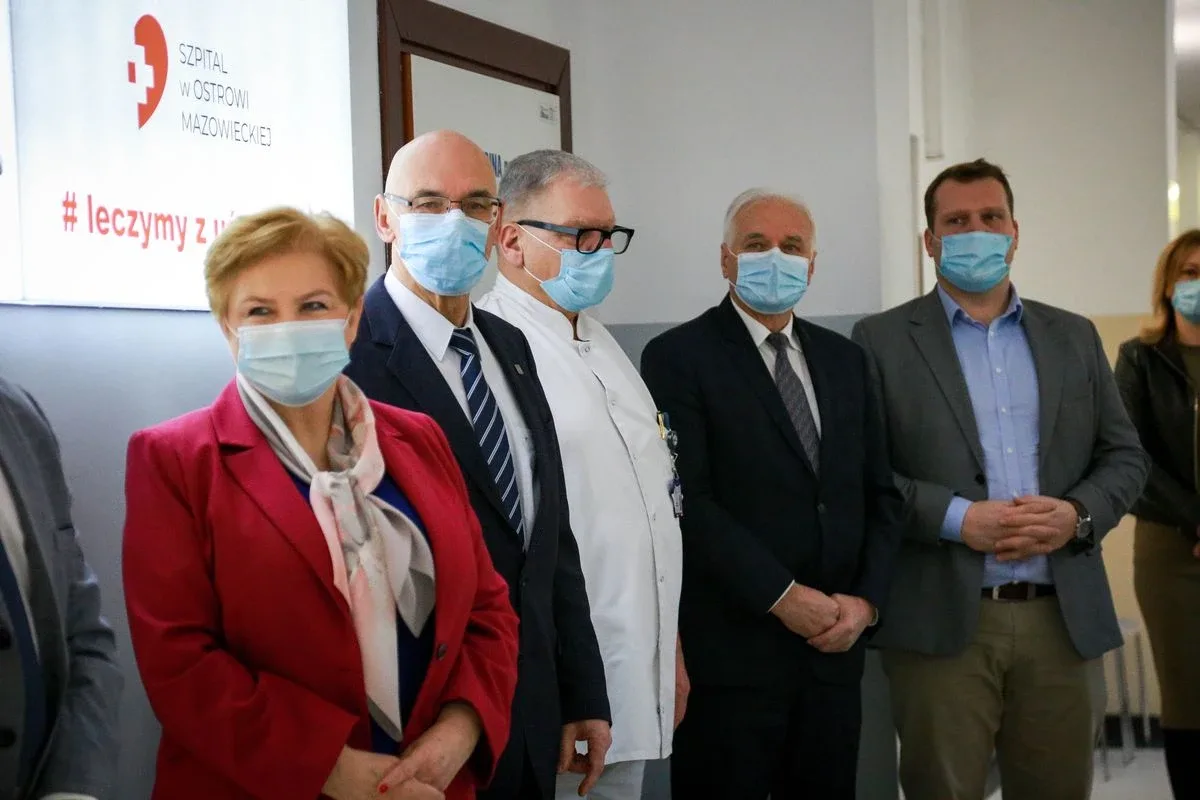 Nowy tomograf komputerowy w Szpitalu w Ostrowi Mazowieckiej (zdjęcia)