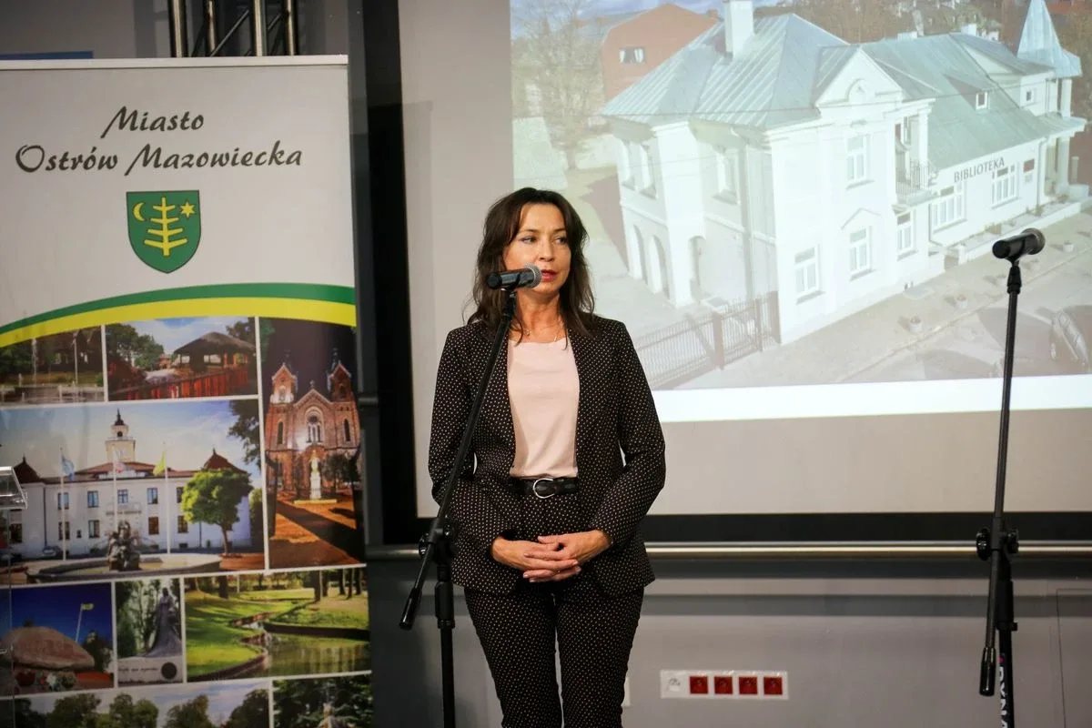 Oficjalne otwarcie Miejskiej Biblioteki Publicznej w Ostrowi Mazowieckiej po remoncie (zdjęcia)
