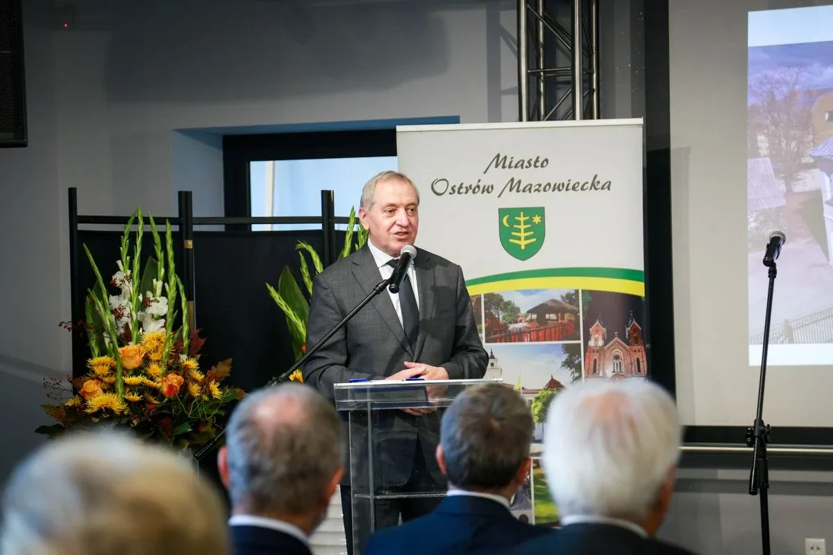 Oficjalne otwarcie Miejskiej Biblioteki Publicznej w Ostrowi Mazowieckiej po remoncie (zdjęcia)