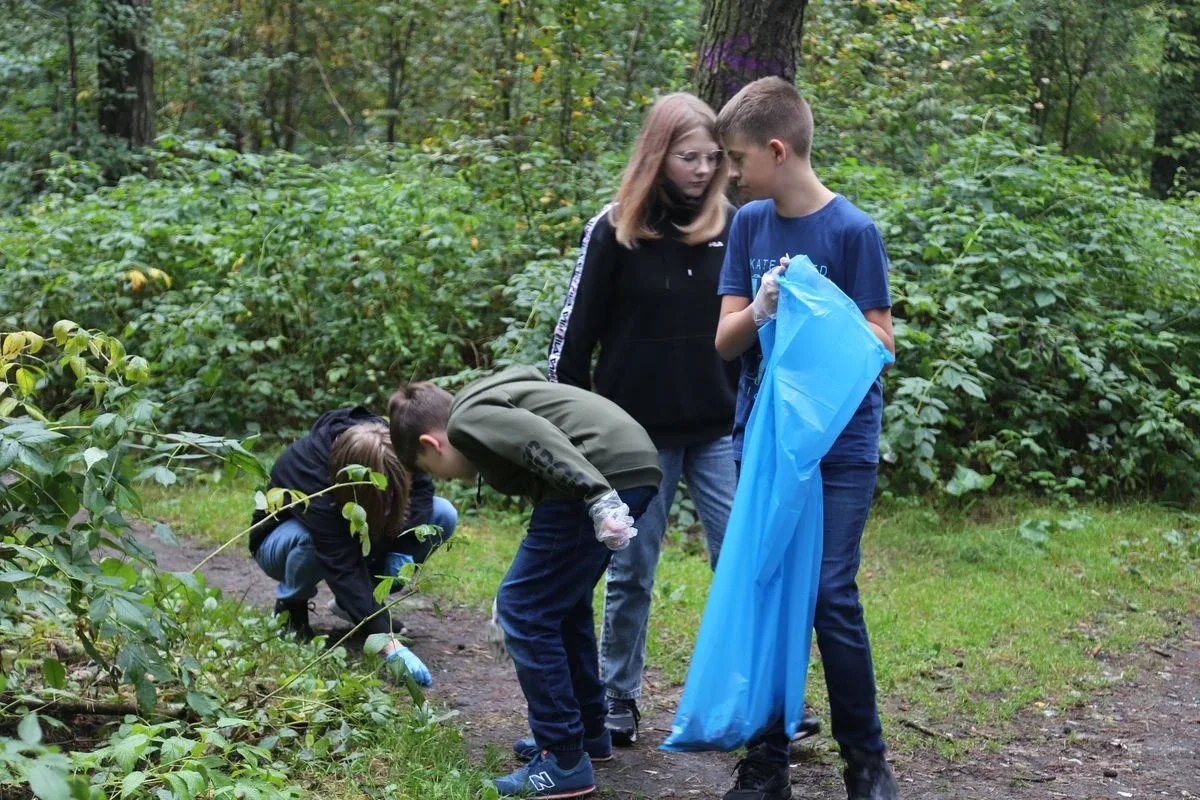 Akcja "Sprzątanie Świata" w Małkini Górnej (zdjęcia)