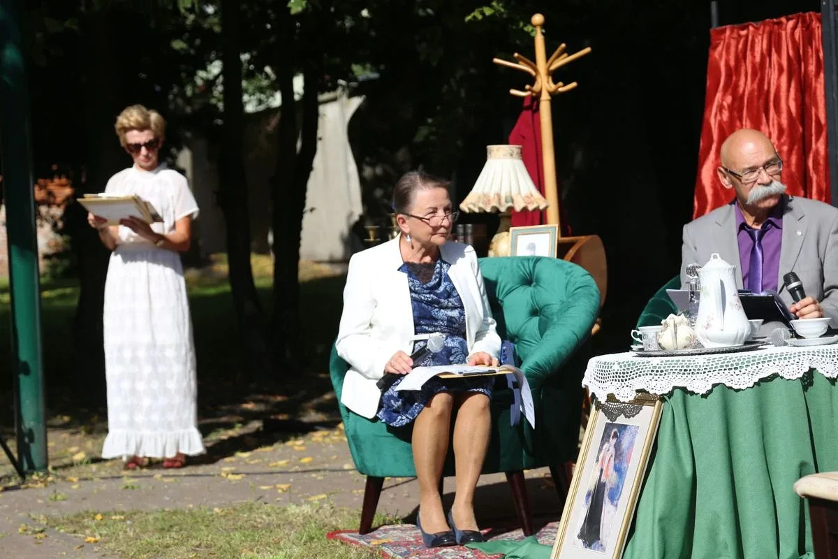 "Narodowe Czytanie" w Ostrowi Mazowieckiej (zdjęcia)