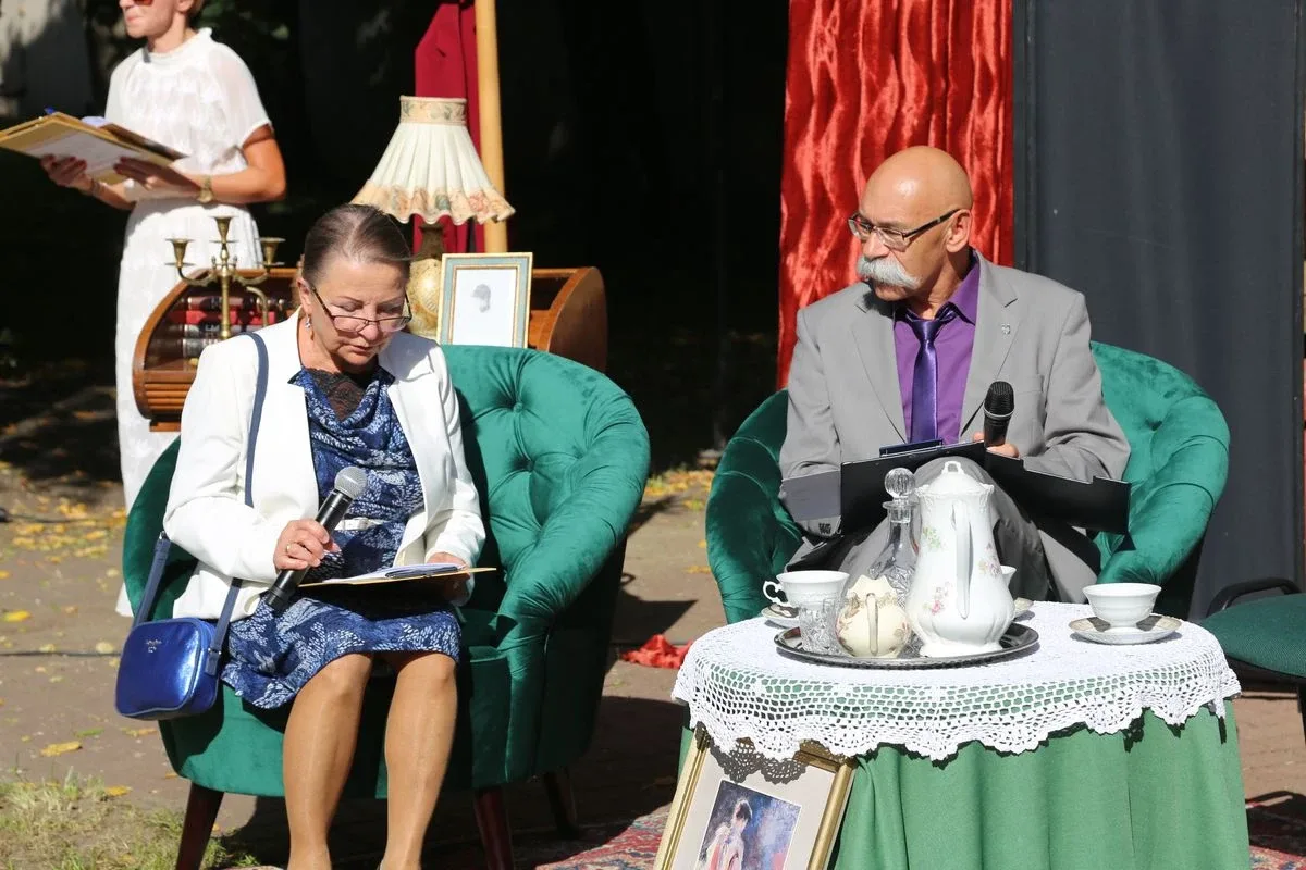 "Narodowe Czytanie" w Ostrowi Mazowieckiej (zdjęcia)