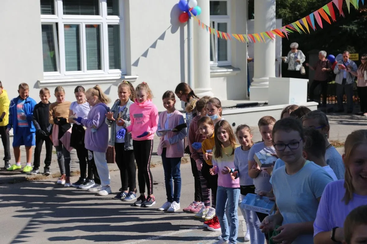 Happening Miejskiej Biblioteki Publicznej w Ostrowi Mazowieckiej (zdjęcia) 