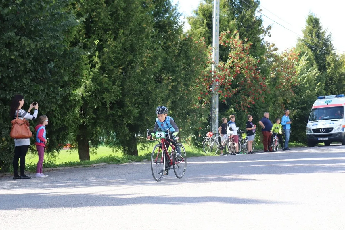Wyścig rowerowy im. Kardynała Stefana Wyszyńskiego w Andrzejewie (zdjęcia)
