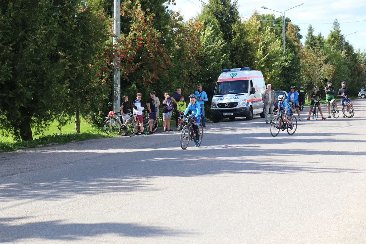 Wyścig rowerowy im. Kardynała Stefana Wyszyńskiego w Andrzejewie (zdjęcia)