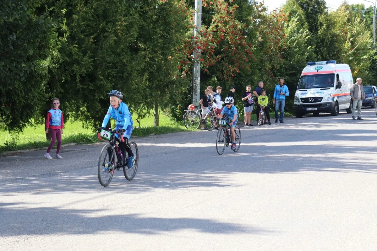 Wyścig rowerowy im. Kardynała Stefana Wyszyńskiego w Andrzejewie (zdjęcia)