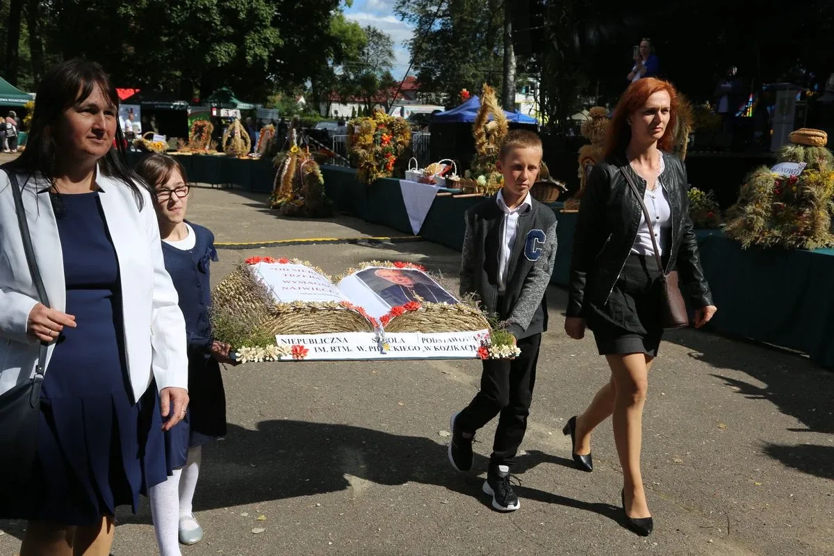 Za nami dożynki gminne w Komorowie! (zdjęcia)