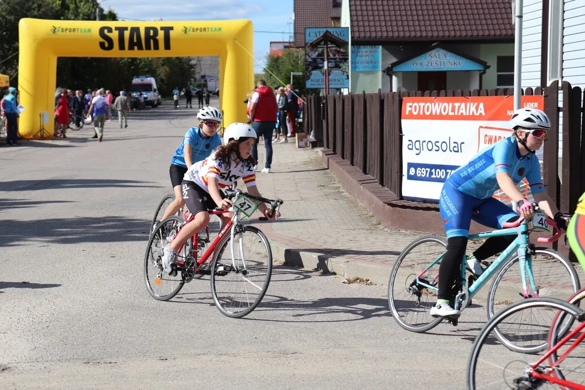Wyścig rowerowy im. Kardynała Stefana Wyszyńskiego w Andrzejewie (zdjęcia)