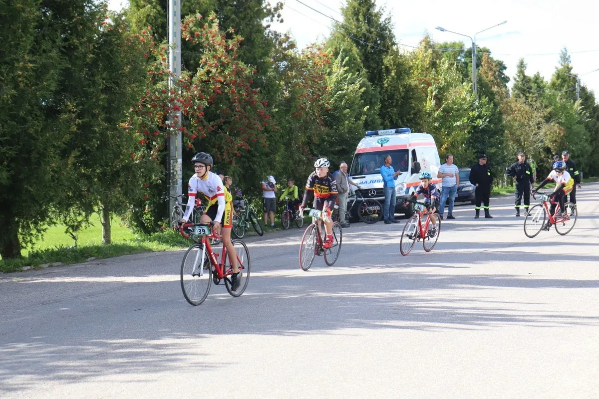 Wyścig rowerowy im. Kardynała Stefana Wyszyńskiego w Andrzejewie (zdjęcia)