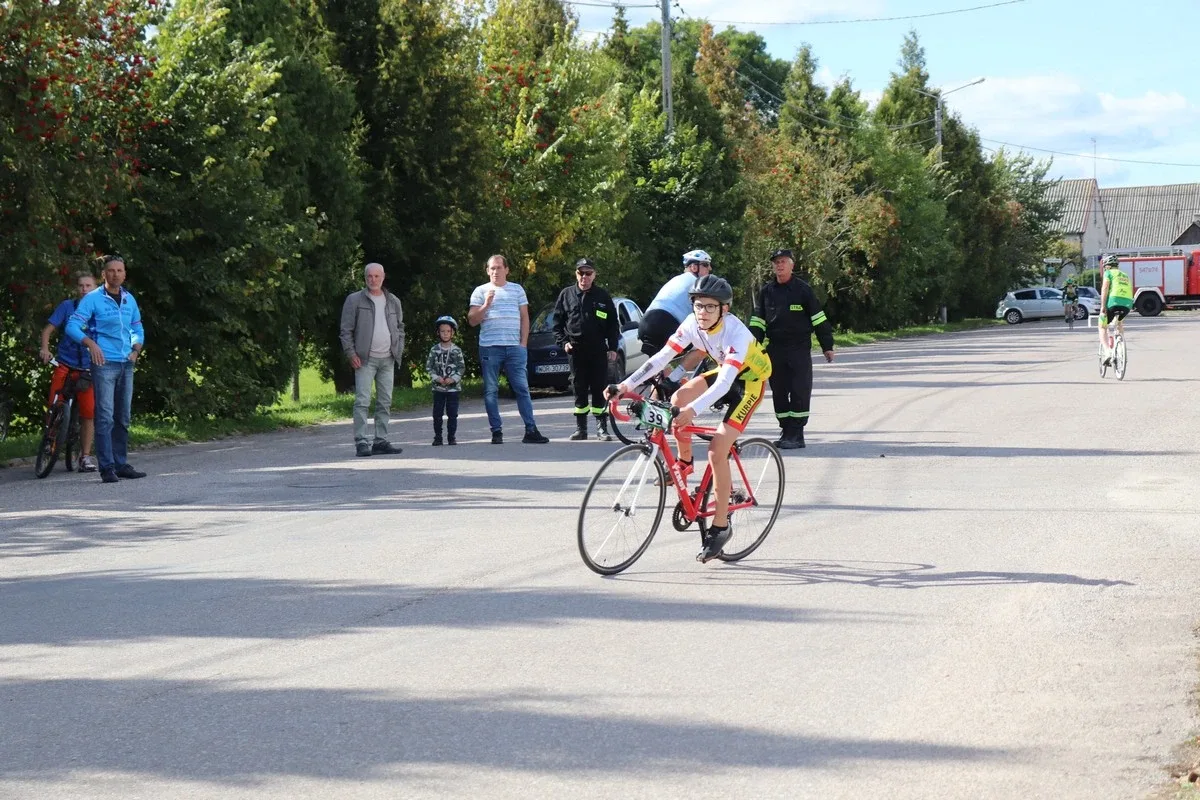 Wyścig rowerowy im. Kardynała Stefana Wyszyńskiego w Andrzejewie (zdjęcia)