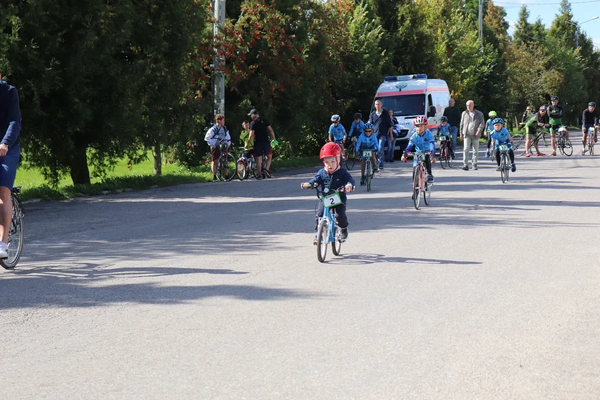 Wyścig rowerowy im. Kardynała Stefana Wyszyńskiego w Andrzejewie (zdjęcia)