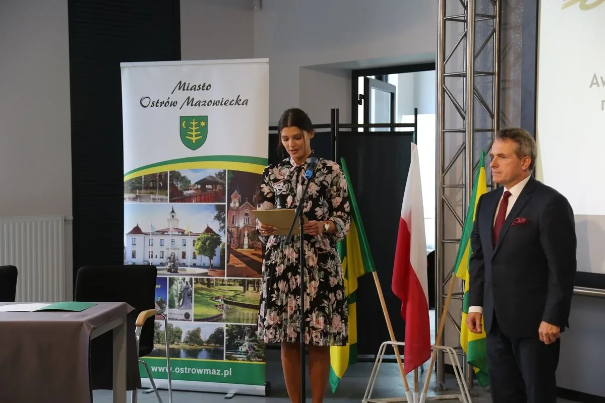 Burmistrz nagrodził najzdolniejszych uczniów w Ostrowi Mazowieckiej (zdjęcia)