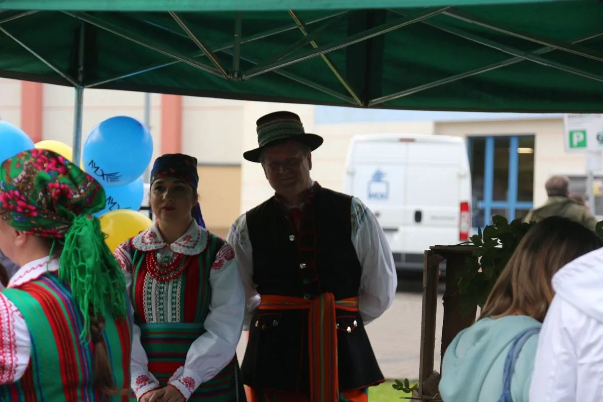 Ostrowiacy w sobotni wieczór pożegnali lato (zdjęcia)