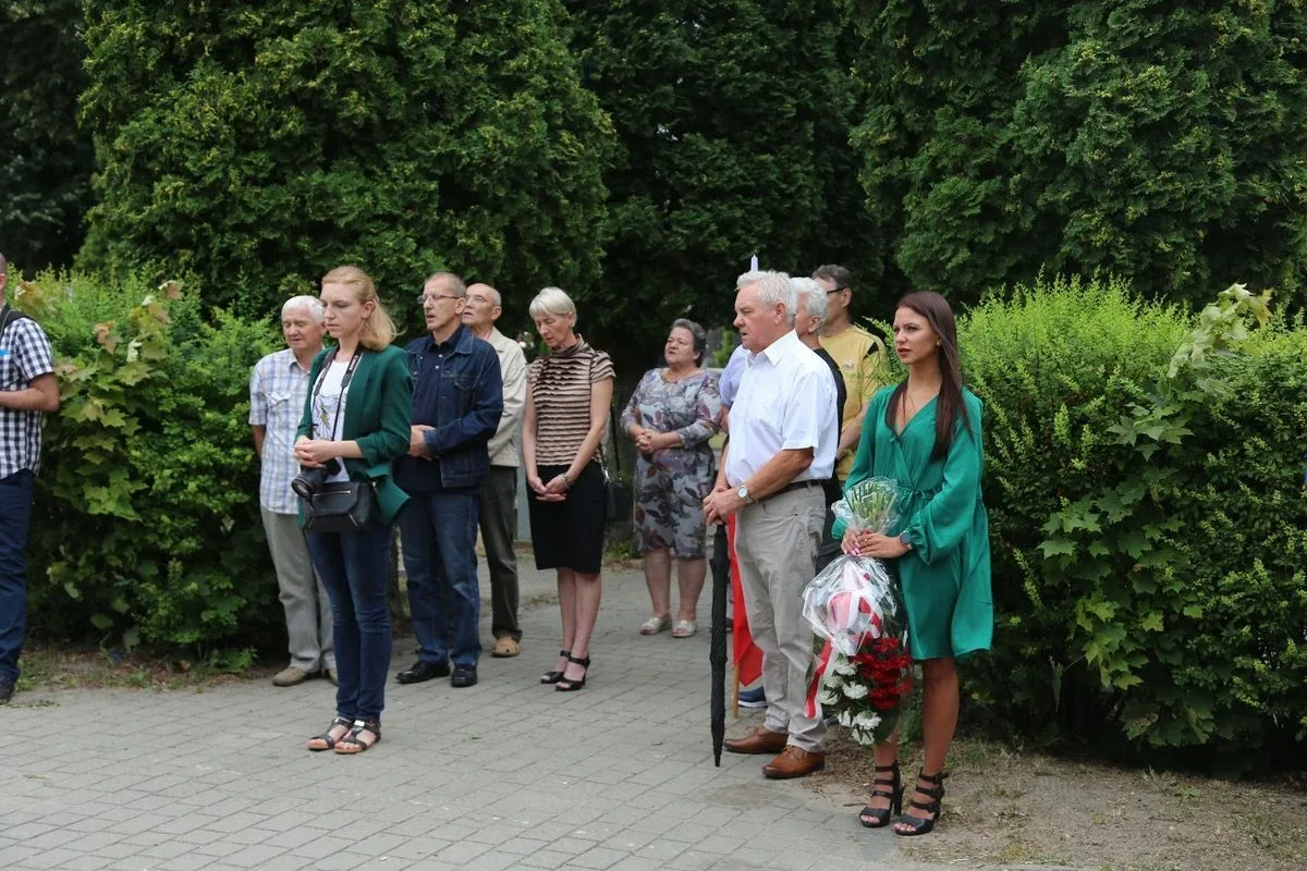 Mieszkańcy Ostrowi Mazowieckiej uczcili pamięć bohaterów Powstania Warszawskiego