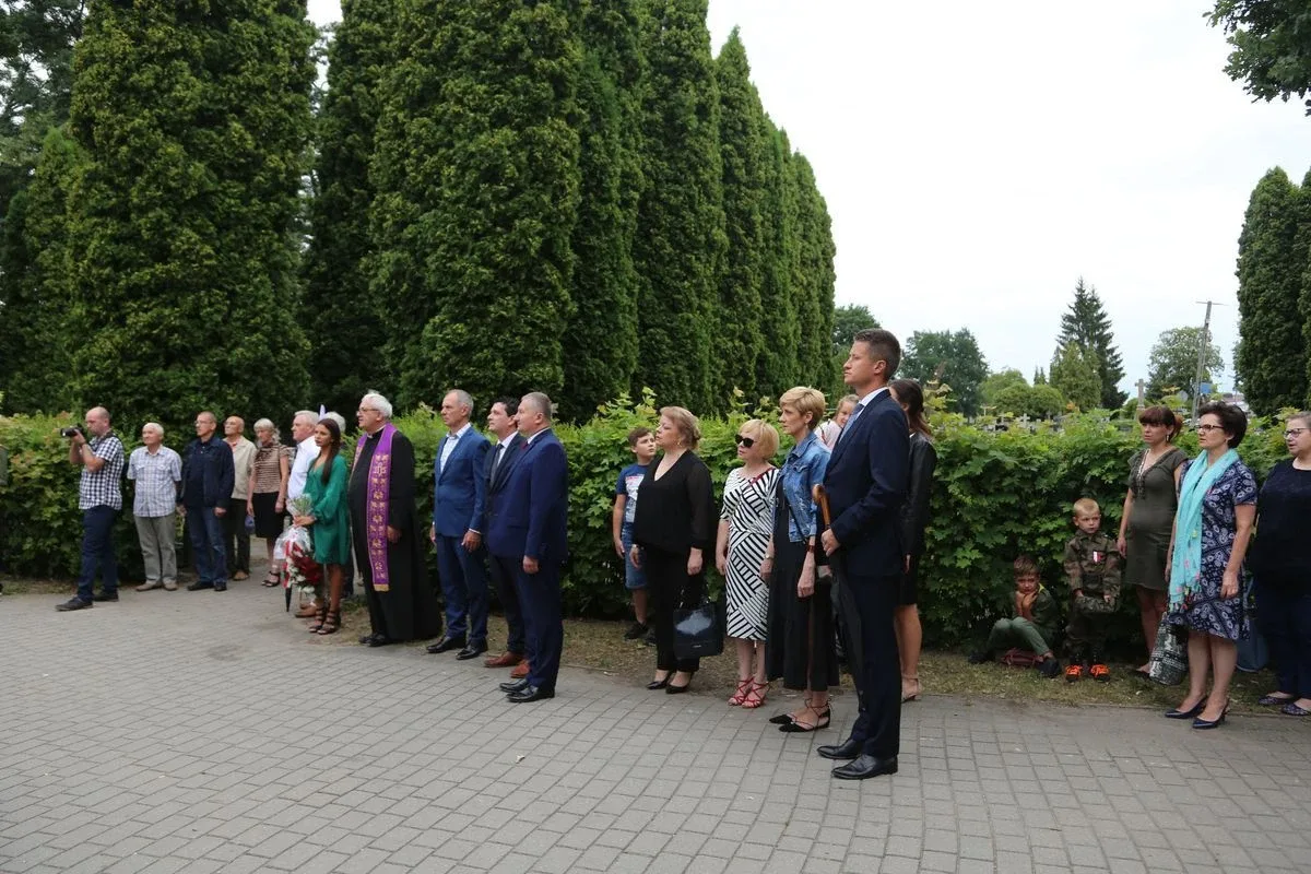 Mieszkańcy Ostrowi Mazowieckiej uczcili pamięć bohaterów Powstania Warszawskiego