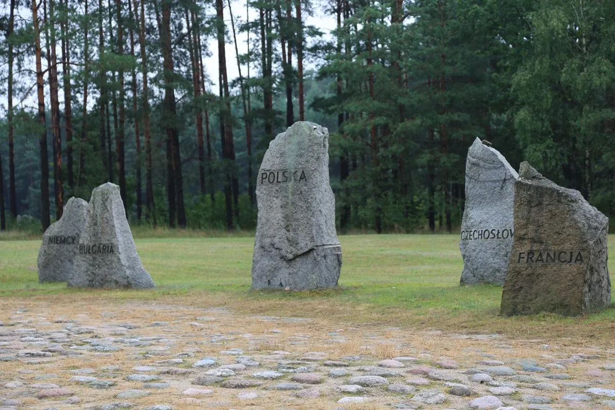 Obchody 78 rocznicy buntu więźniów obozu śmierci Treblinka II