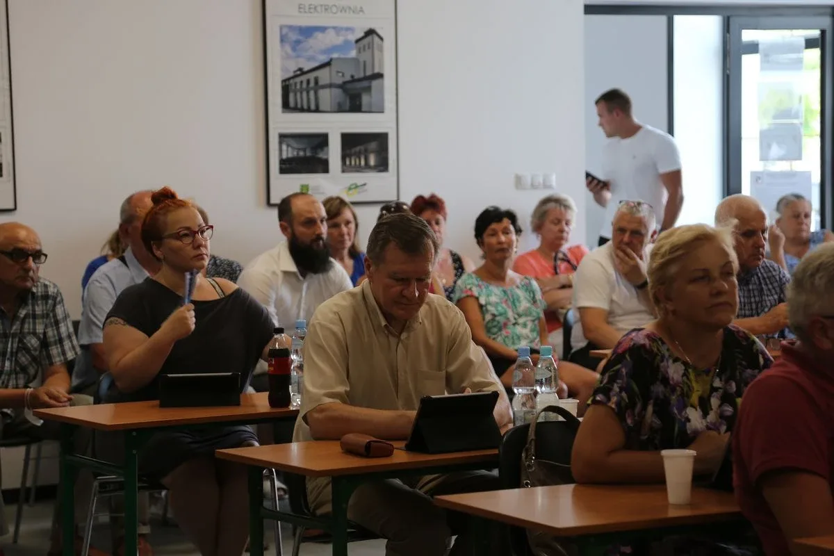 Nadzwyczajna sesja Rady Miasta w sprawie ul. Prusa już za nami (zdjęcia)