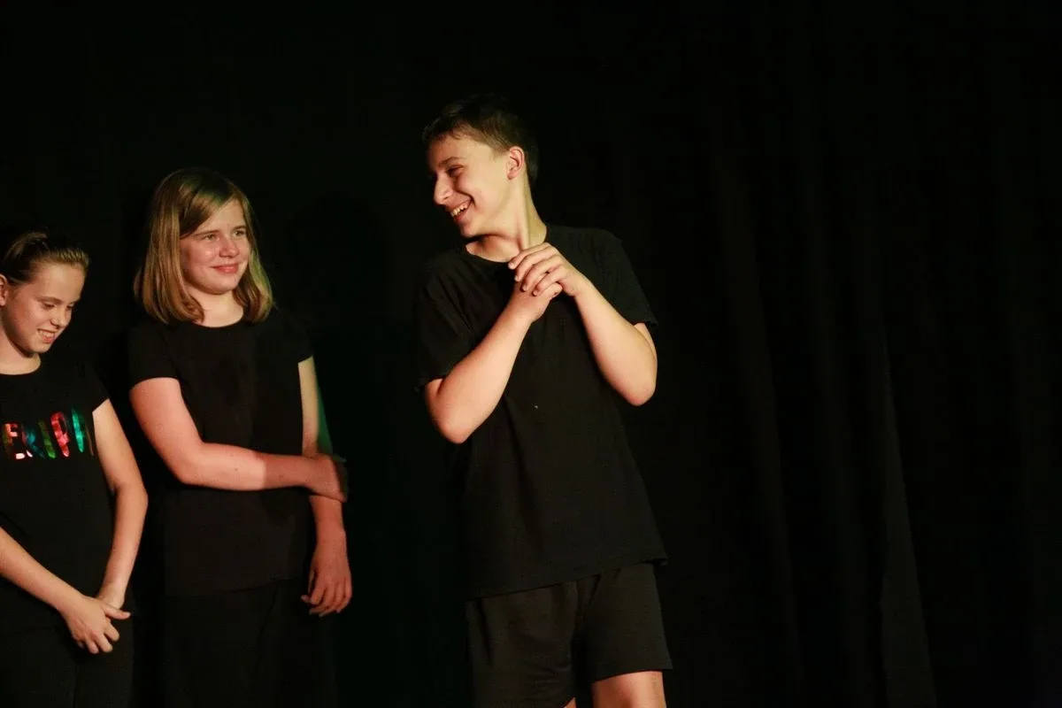 Aktorzy z GOKiS wystąpili podczas premiery w Underground - Ostrowskiej Scenie Kameralnej (zdjęcia)
