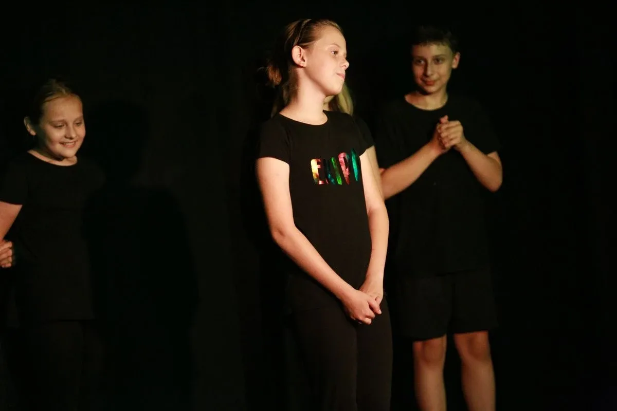 Aktorzy z GOKiS wystąpili podczas premiery w Underground - Ostrowskiej Scenie Kameralnej (zdjęcia)