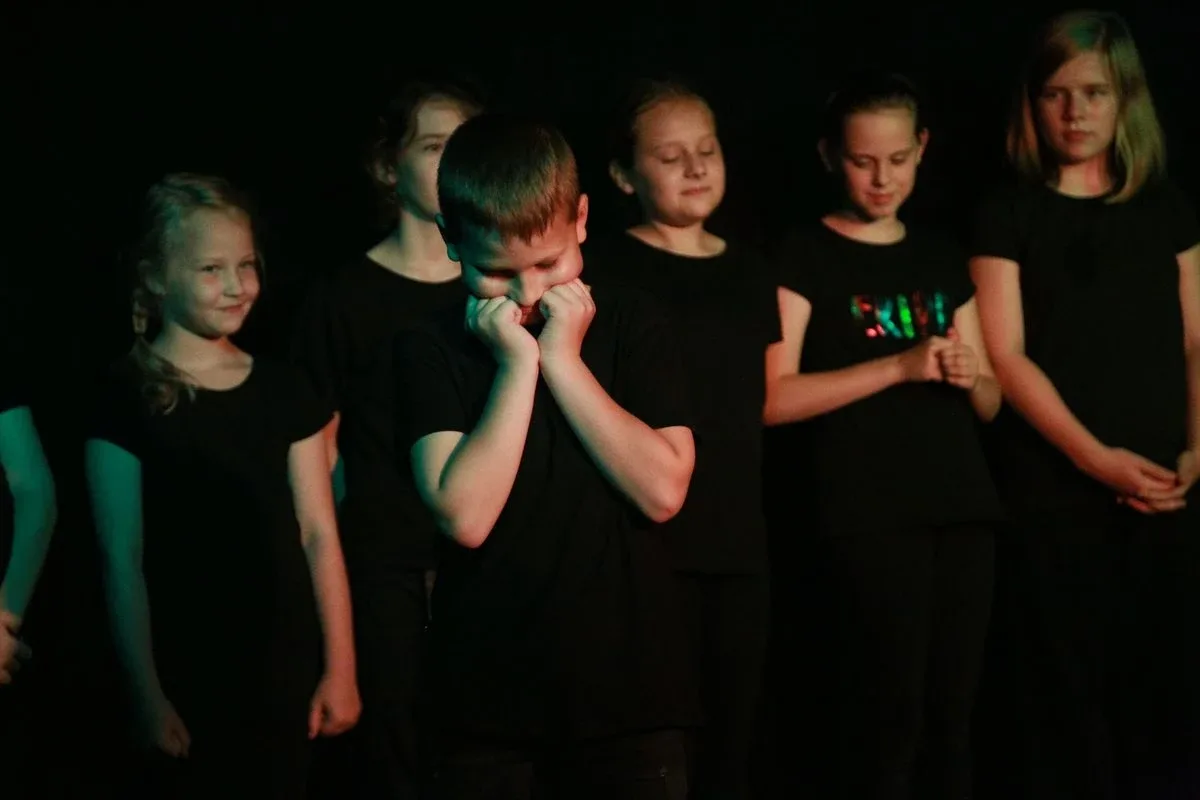 Aktorzy z GOKiS wystąpili podczas premiery w Underground - Ostrowskiej Scenie Kameralnej (zdjęcia)