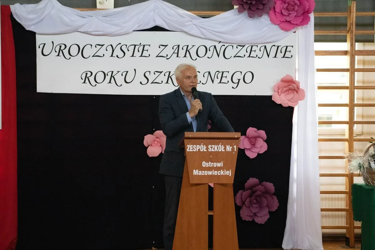 Uczniowie Zespołu Szkół nr 1 im. rtm. Witolda Pileckiego zakończyli rok szkolny (zdjęcia)