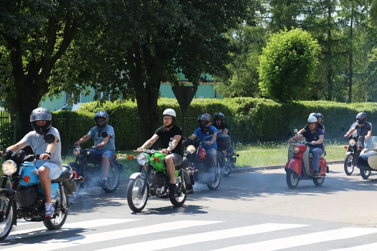 X edycja wystawy motocykli "Legendy PRL-u" (zdjęcia)