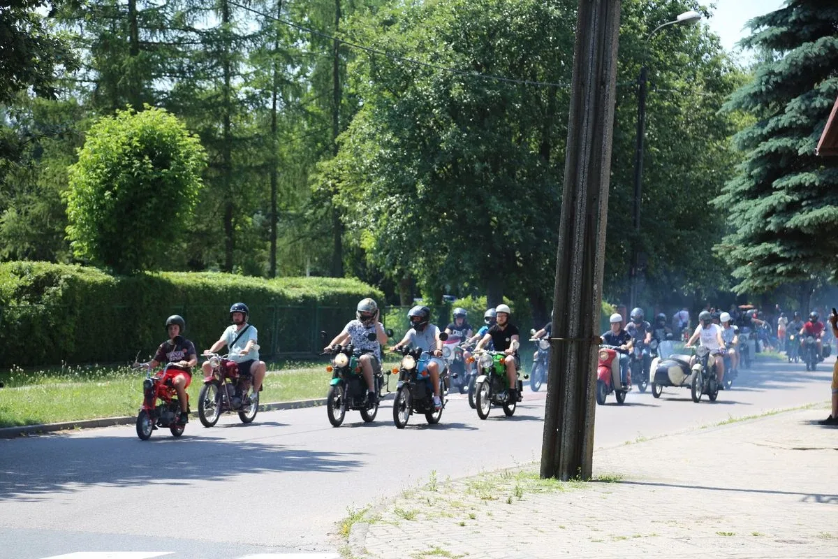X edycja wystawy motocykli "Legendy PRL-u" (zdjęcia)