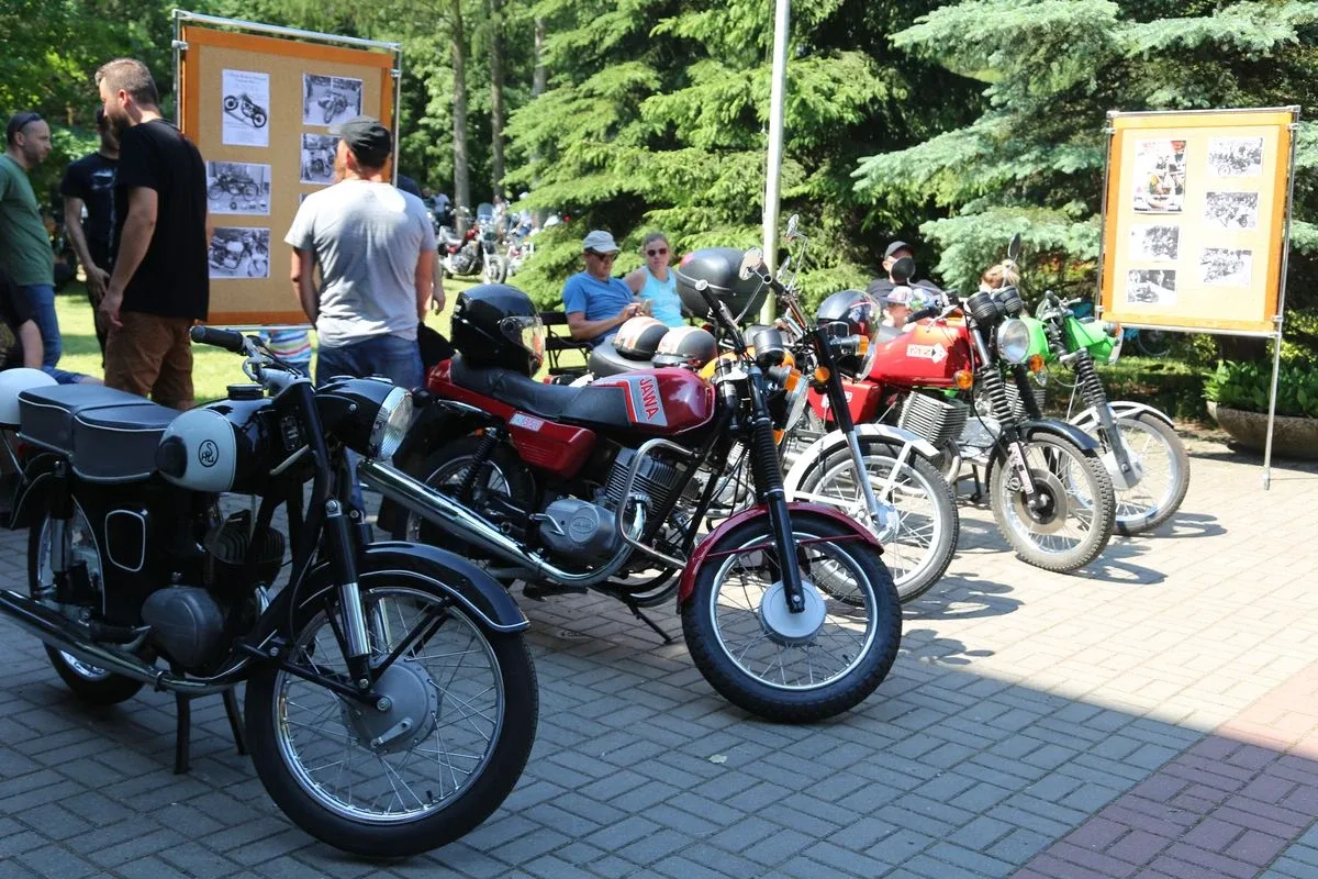 X edycja wystawy motocykli "Legendy PRL-u" (zdjęcia)