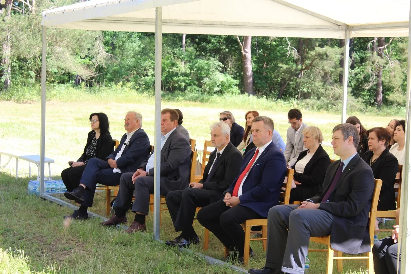 Uroczyste obchody Narodowego Dnia Pamięci Ofiar Niemieckich Nazistowskich Obozów Koncentracyjnych i Obozów Zagłady (zdjęcia)